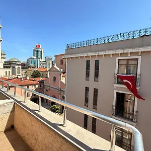 Iq 3* Istambul